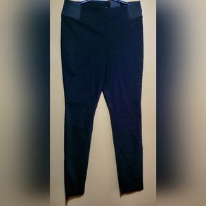 BNWT L black pants